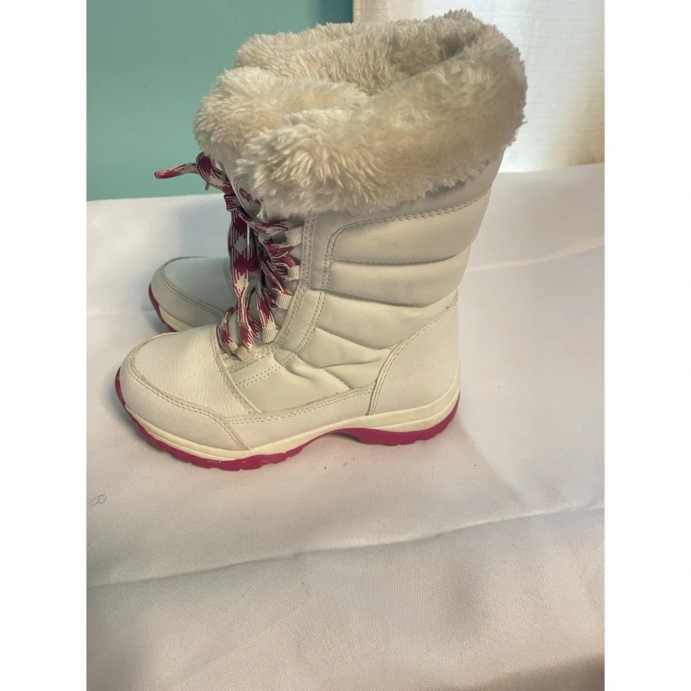 Quest Winter White Thinilate boots Kids‎ Size 3 Bin3
